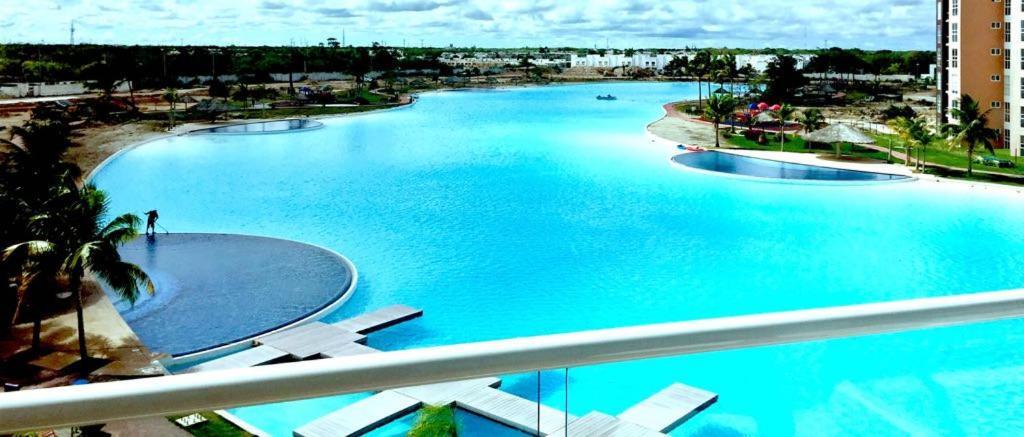 Departamento En Cancun Con 7 Albercas Tipo Playa Y Laguna Екстер'єр фото